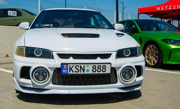 Acheter une voiture compacte en ligne : guide complet